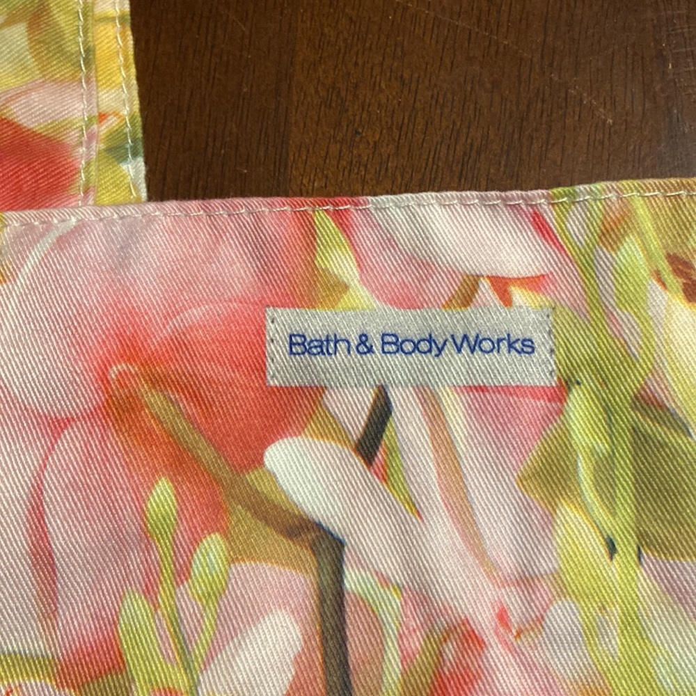 NWT Bath & Body Works tote bag - Picture 4 of 9